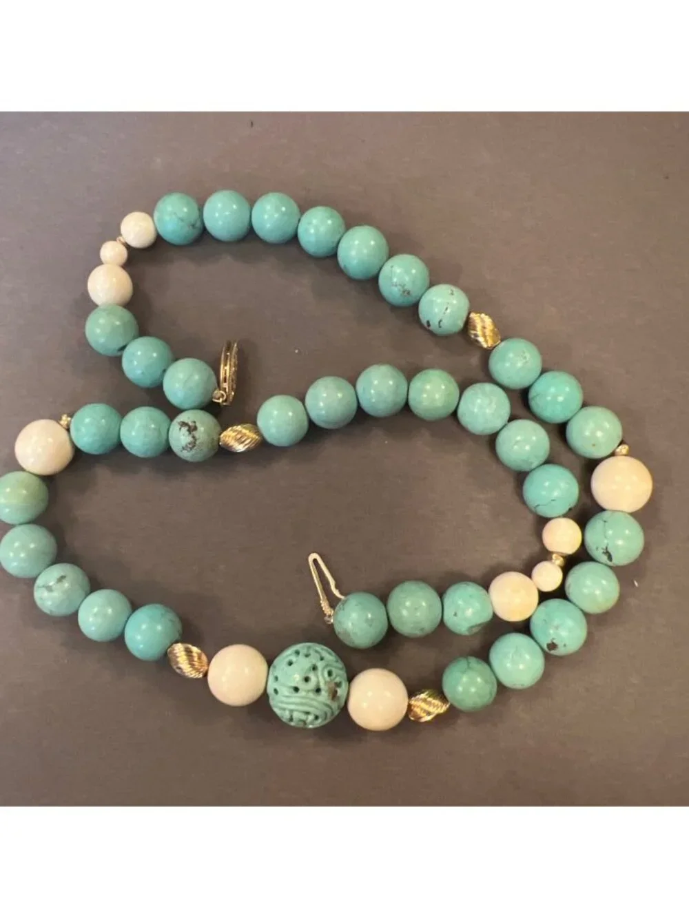 Vintage 14K Clasp & Beads Blue & White Beaded Necklace Carved Centerpiece